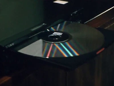 LaserDisc in player