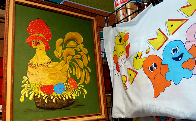 Hen painting with Pac-Man pillow case