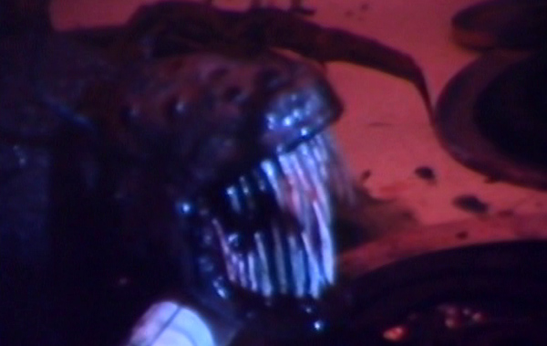 Close up of thing's teeth