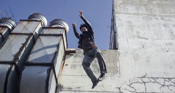 Kazuya jumping off roof