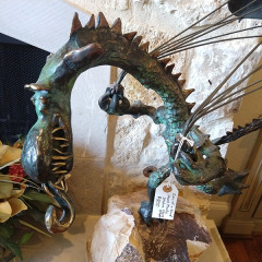 Dragon sculpture